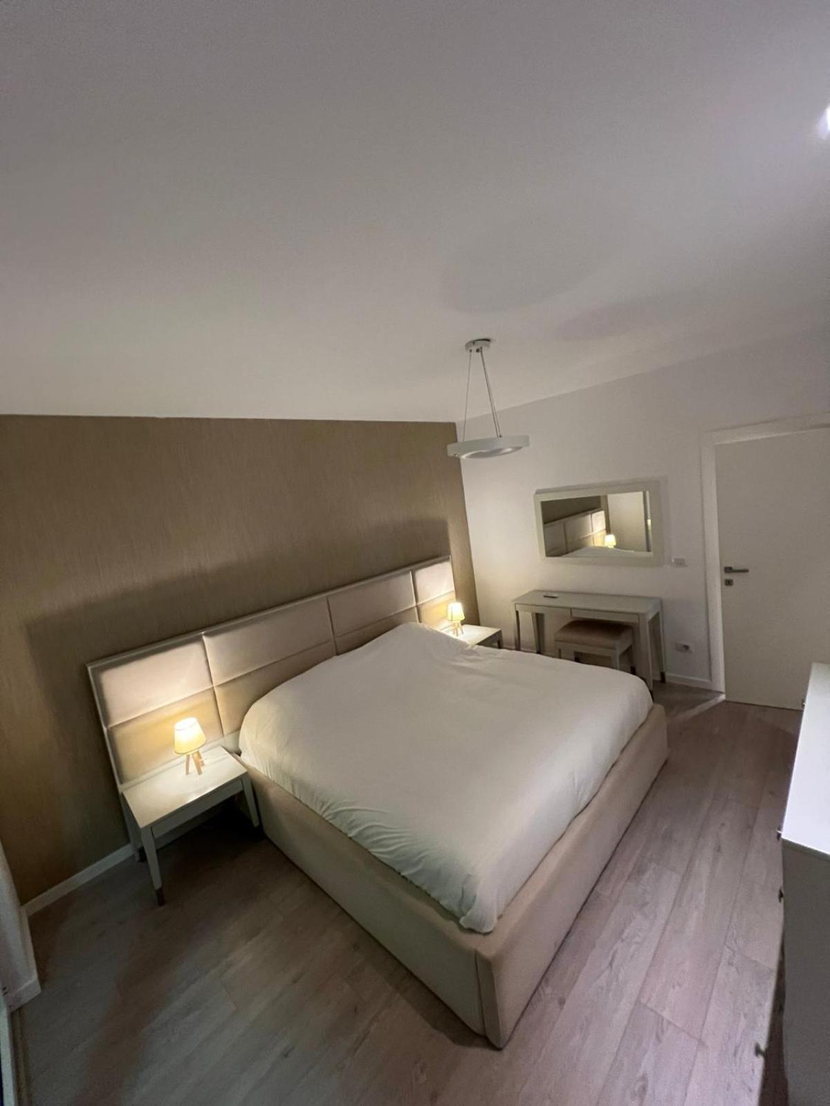 Tirana Loft Living Lägenhet Exteriör bild